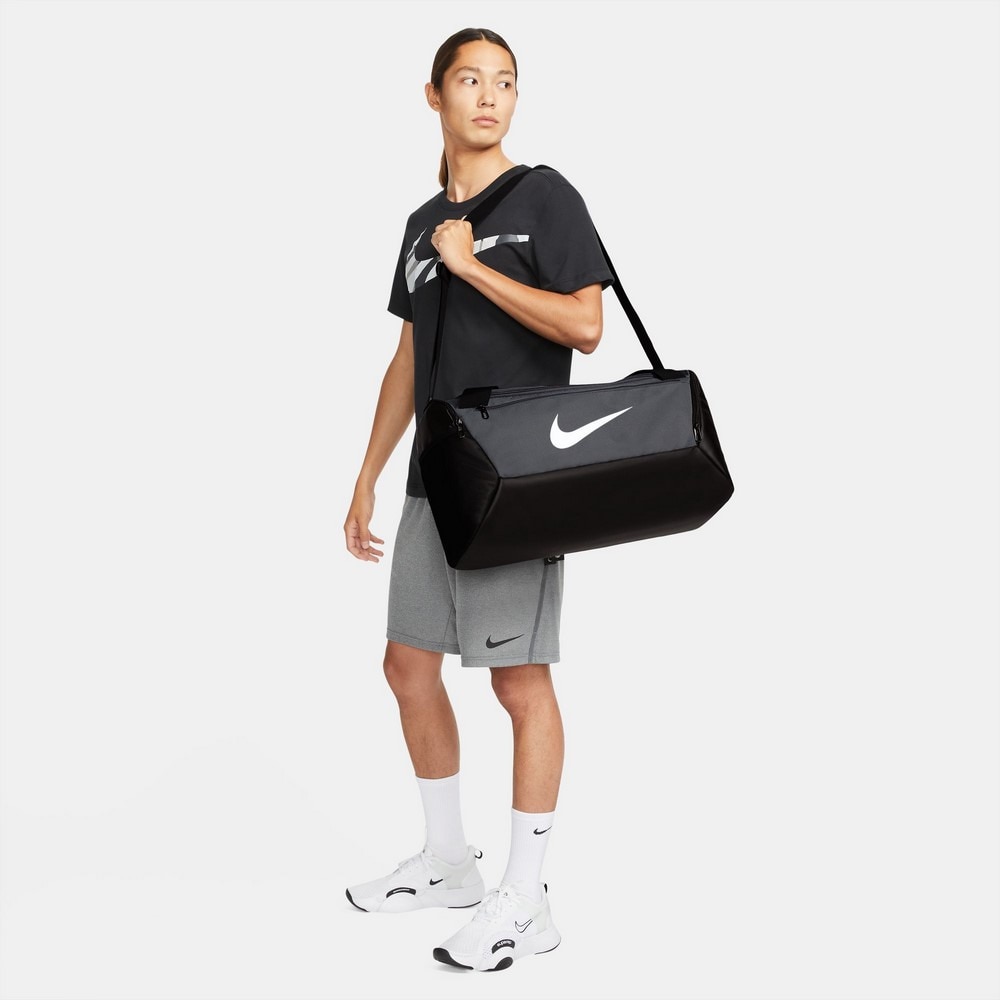 ナイキ（NIKE）（メンズ、レディース）ダッフルバッグ ブラジリア S 41L DM3976-026